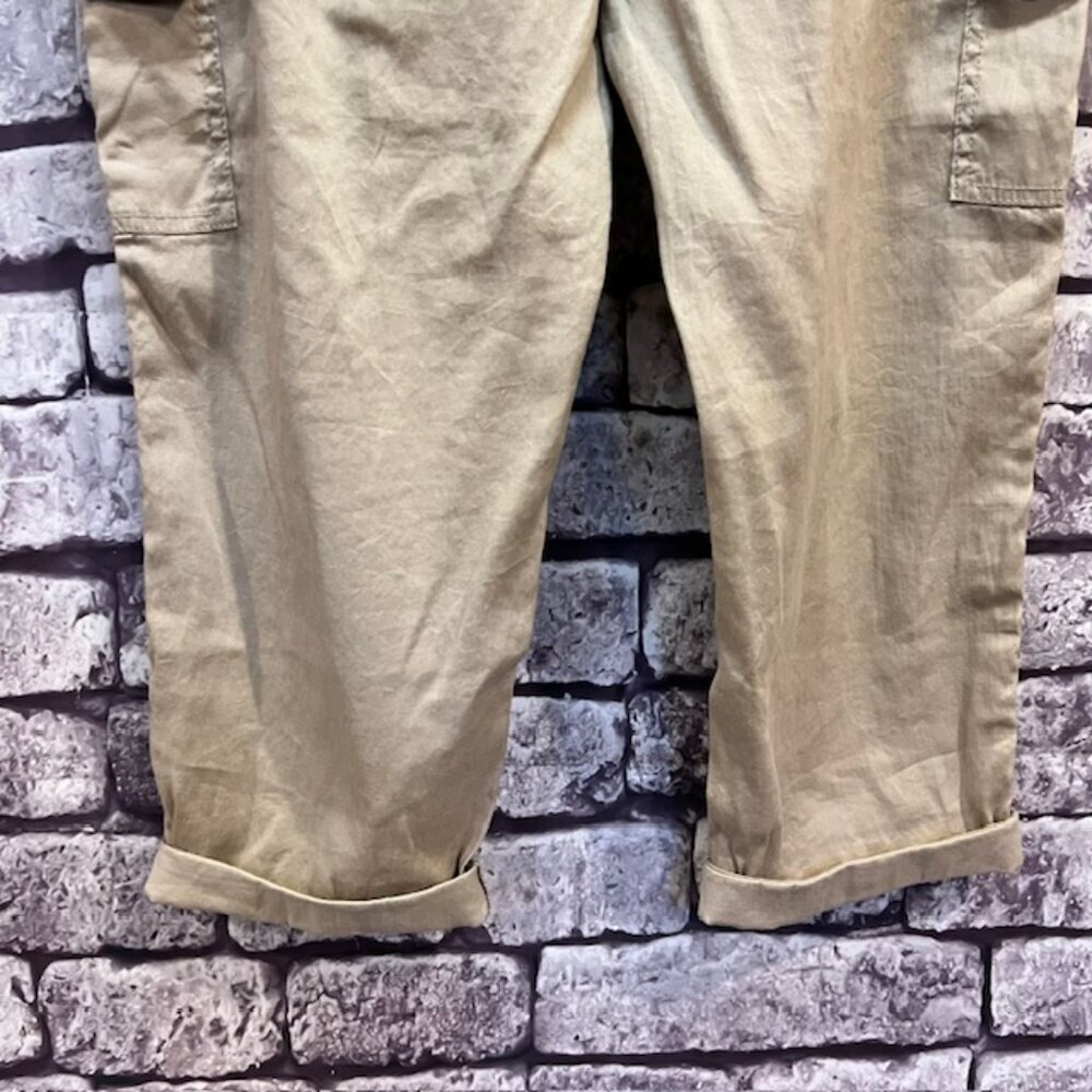 Chico's NWT Beige Crop Pants Size Large - Picture 9 of 10